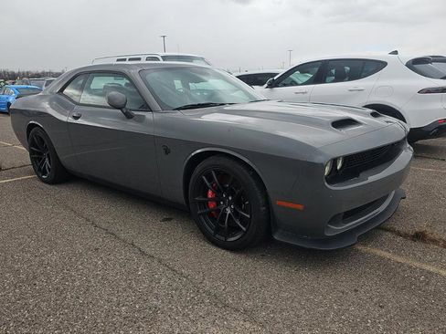 Used 2023 Dodge Challenger SRT Hellcat w/ Driver Convenience Group image 3