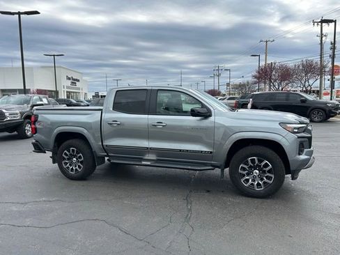Used 2024 Chevrolet Colorado Z71 w/ Z71 Convenience Package 2 image 5