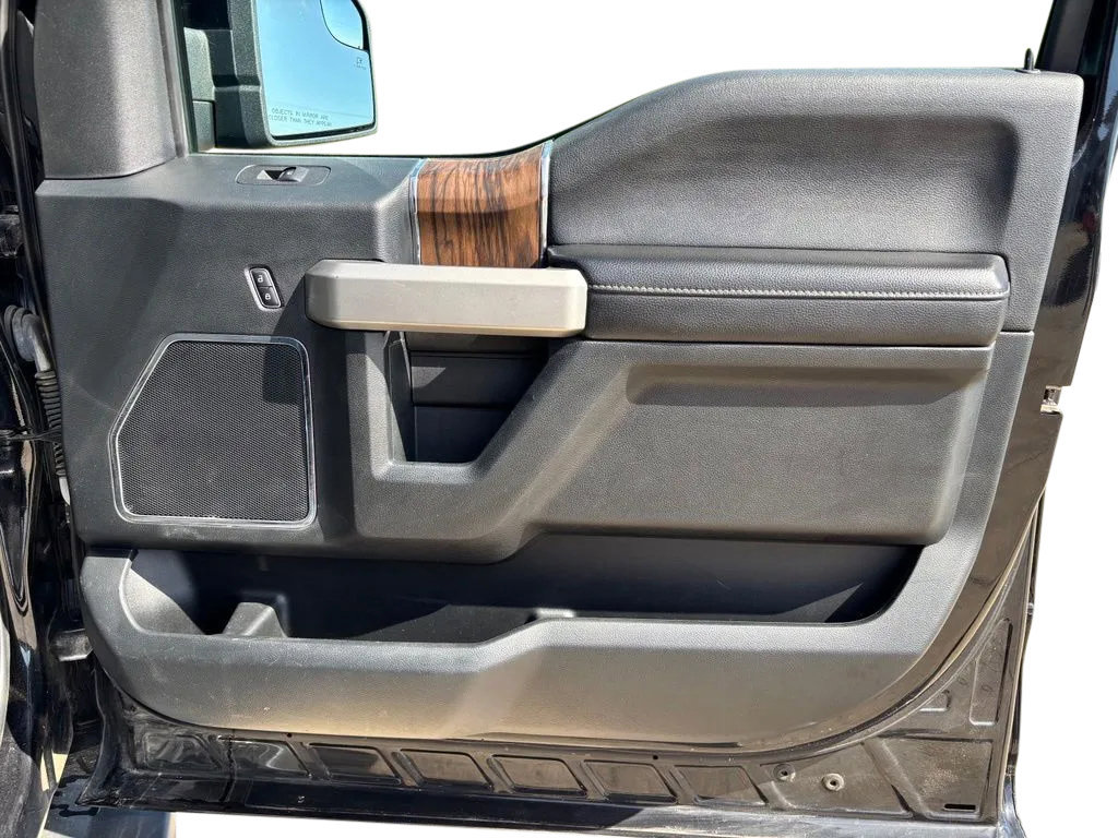 Used 2019 Ford F150 Lariat w/ Trailer Tow Package AWD/4WD image 32