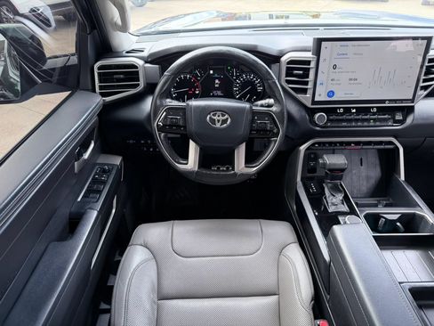 Used 2022 Toyota Tundra SR5 RWD image 12