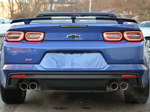 Used 2021 Chevrolet Camaro SS image 5