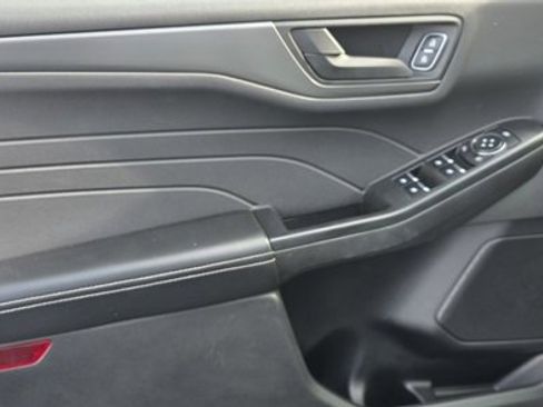 Used 2025 Ford Escape Active image 8