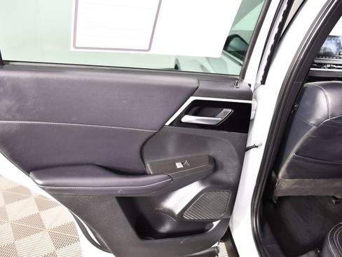 Used 2023 Mitsubishi Outlander SE AWD/4WD image 45