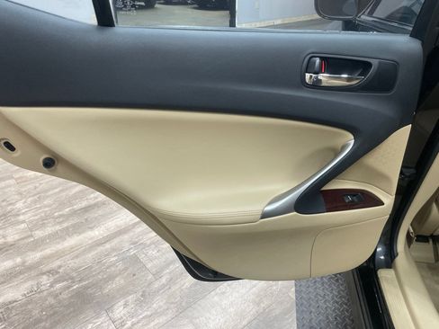 Used 2007 Lexus IS 350 RWD image 30