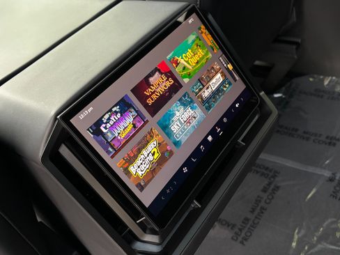 Used 2024 Tesla Cybertruck AWD Crew Cab image 17