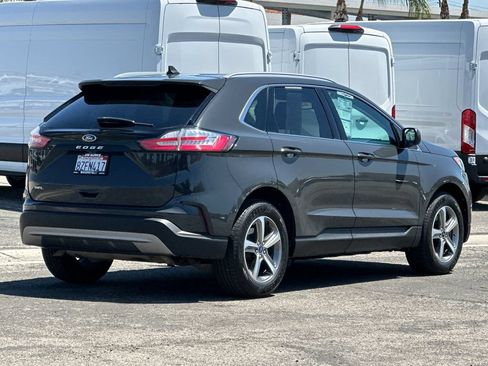 Certified 2021 Ford Edge SEL w/ Convenience Package FWD image 3