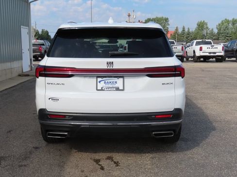 Used 2026 Buick Enclave Preferred AWD/4WD image 9