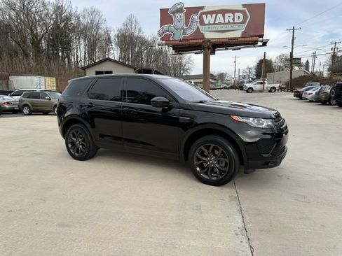 Used 2019 Land Rover Discovery Sport HSE image 2