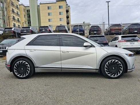Used 2023 Hyundai Ioniq 5 Limited image 8