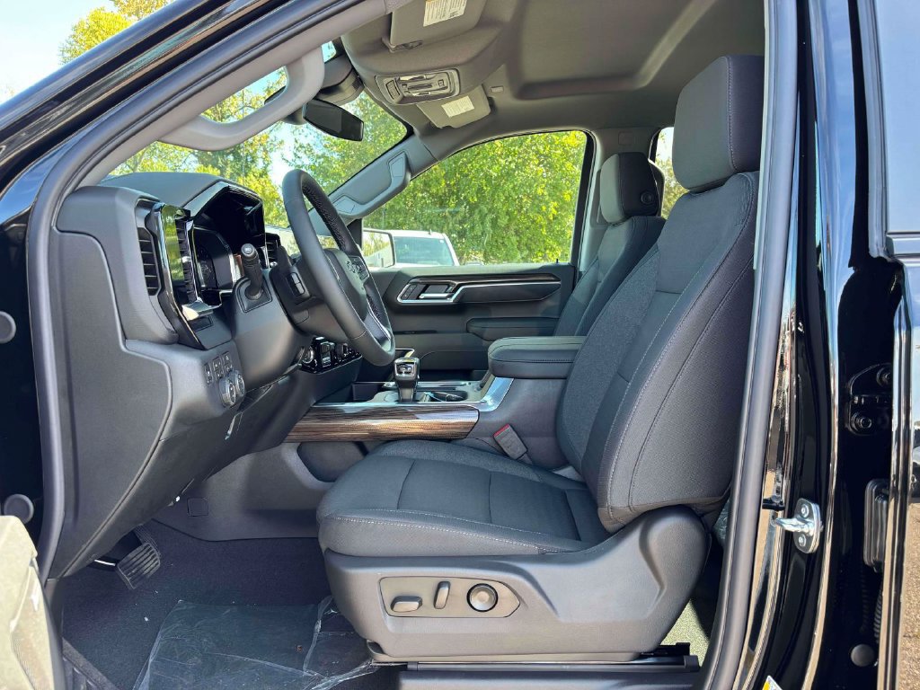 New 2026 Chevrolet Silverado 1500 RST w/ All Star Edition Plus AWD/4WD image 3
