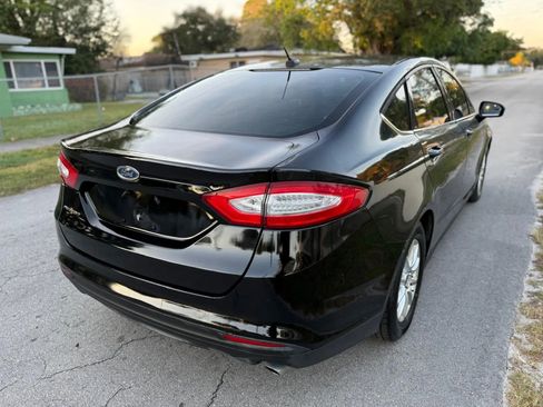 Used 2015 Ford Fusion S image 6