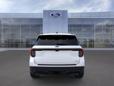 New 2026 Ford Explorer ST-Line w/ ST-Line Street Pack AWD/4WD image 5