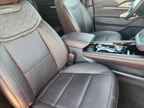 Used 2025 Ford Explorer Platinum w/ LUX Leather Package AWD/4WD image 15