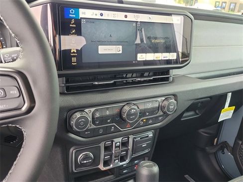 New 2026 Jeep Gladiator Sport image 22