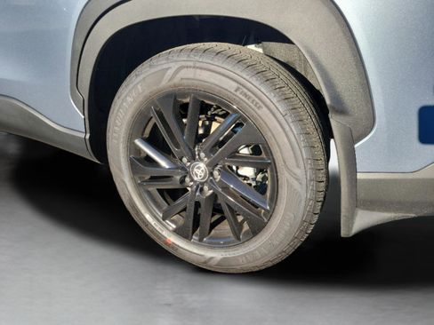 Used 2026 Toyota Corolla Cross XSE image 29