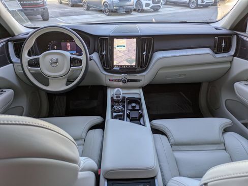 Used 2025 Volvo XC60 B5 Ultra w/ Protection Package Premier image 27