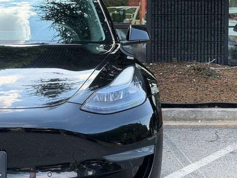 Used 2022 Tesla Model 3 Long Range AWD/4WD image 5