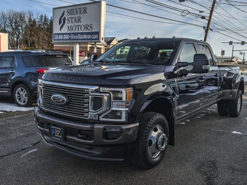 Used 2022 Ford F350 King Ranch w/ King Ranch Ultimate Package image 4