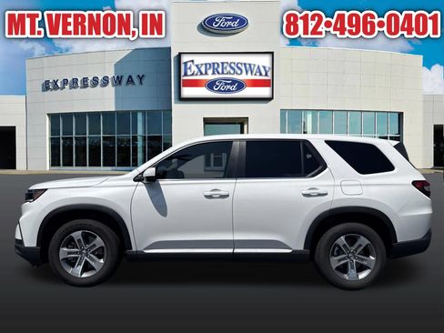 Used 2025 Honda Pilot EX-L image 6
