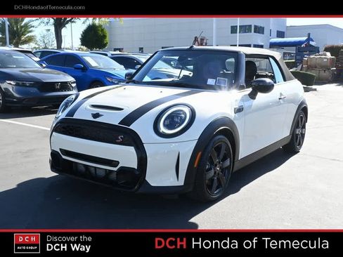 Used 2023 MINI Cooper S image 1