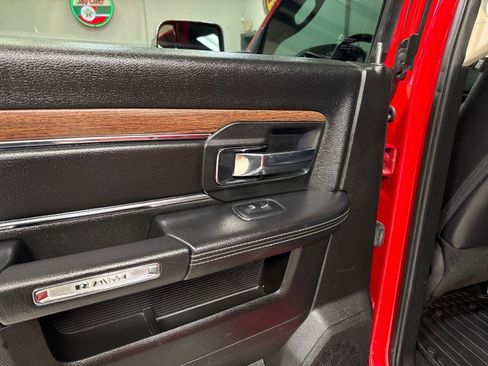 Used 2018 RAM 2500 Laramie w/ Convenience Group image 43