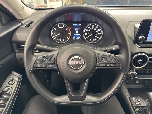 Used 2024 Nissan Sentra S image 17