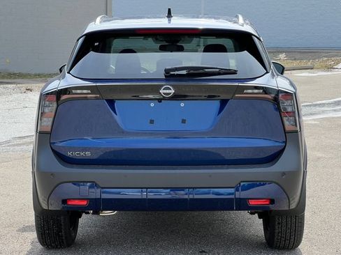 New 2026 Nissan Kicks SV w/ SV Premium Package FWD image 34