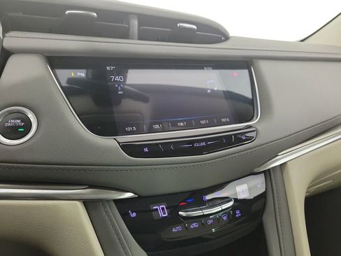Used 2019 Cadillac XT5 Luxury image 26