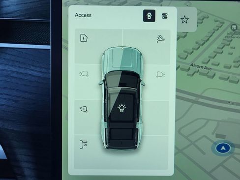 Used 2023 Rivian R1S Adventure image 27