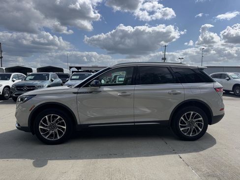 Used 2022 Lincoln Corsair FWD image 15