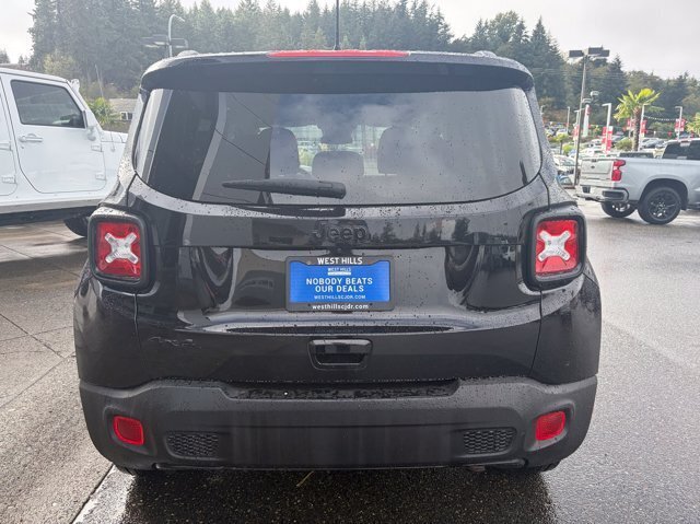 Used 2020 Jeep Renegade Altitude AWD/4WD image 7