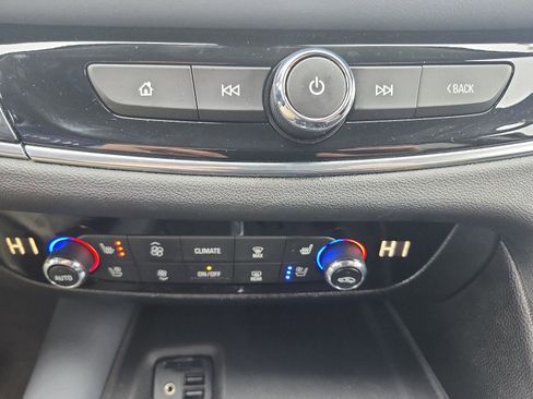 Certified 2021 Buick Enclave Premium w/ Surround and Sites Package image 17