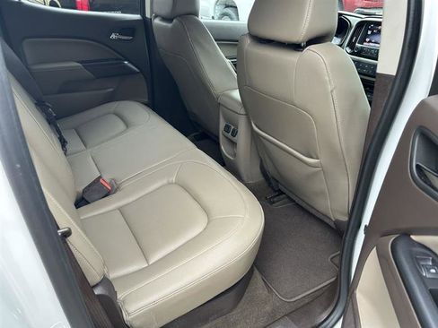 Used 2015 GMC Canyon SLT w/ Driver Alert Package image 18