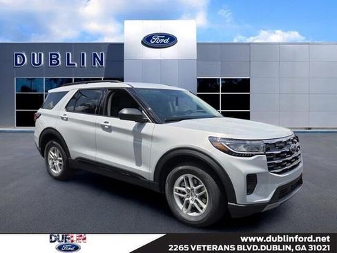 New 2026 Ford Explorer Active RWD image 1