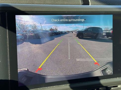 Used 2024 Jeep Gladiator Sport image 18