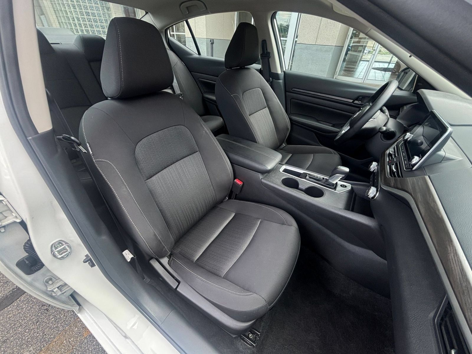 Used 2026 Nissan Altima 2.5 SV FWD image 35