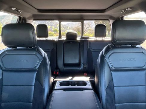 Used 2023 Ford F150 Raptor image 42