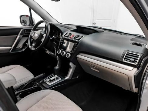 Used 2016 Subaru Forester 2.5i Premium w/ Popular Package #1 AWD/4WD image 19