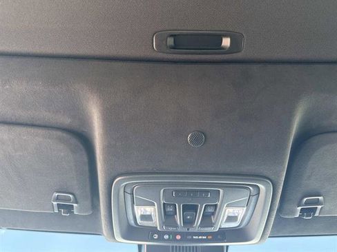 Used 2024 GMC Sierra 1500 Denali Ultimate image 28