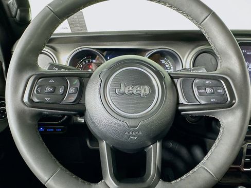 Used 2023 Jeep Wrangler Unlimited w/ Cold Weather Group AWD/4WD image 45