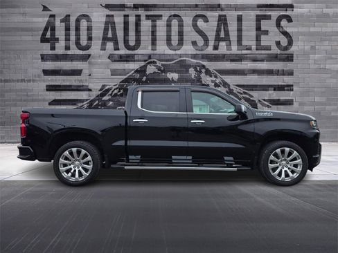 Used 2020 Chevrolet Silverado 1500 High Country w/ Technology Package AWD/4WD image 2