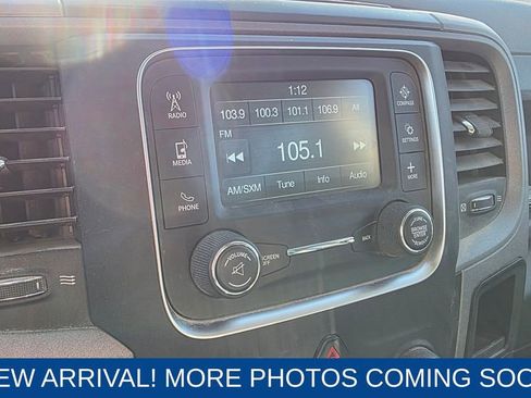 Used 2018 RAM 2500 Tradesman w/ Chrome Appearance Group image 18