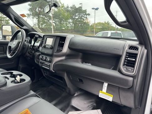 New 2024 RAM 5500 Tradesman w/ Max Tow Package image 23