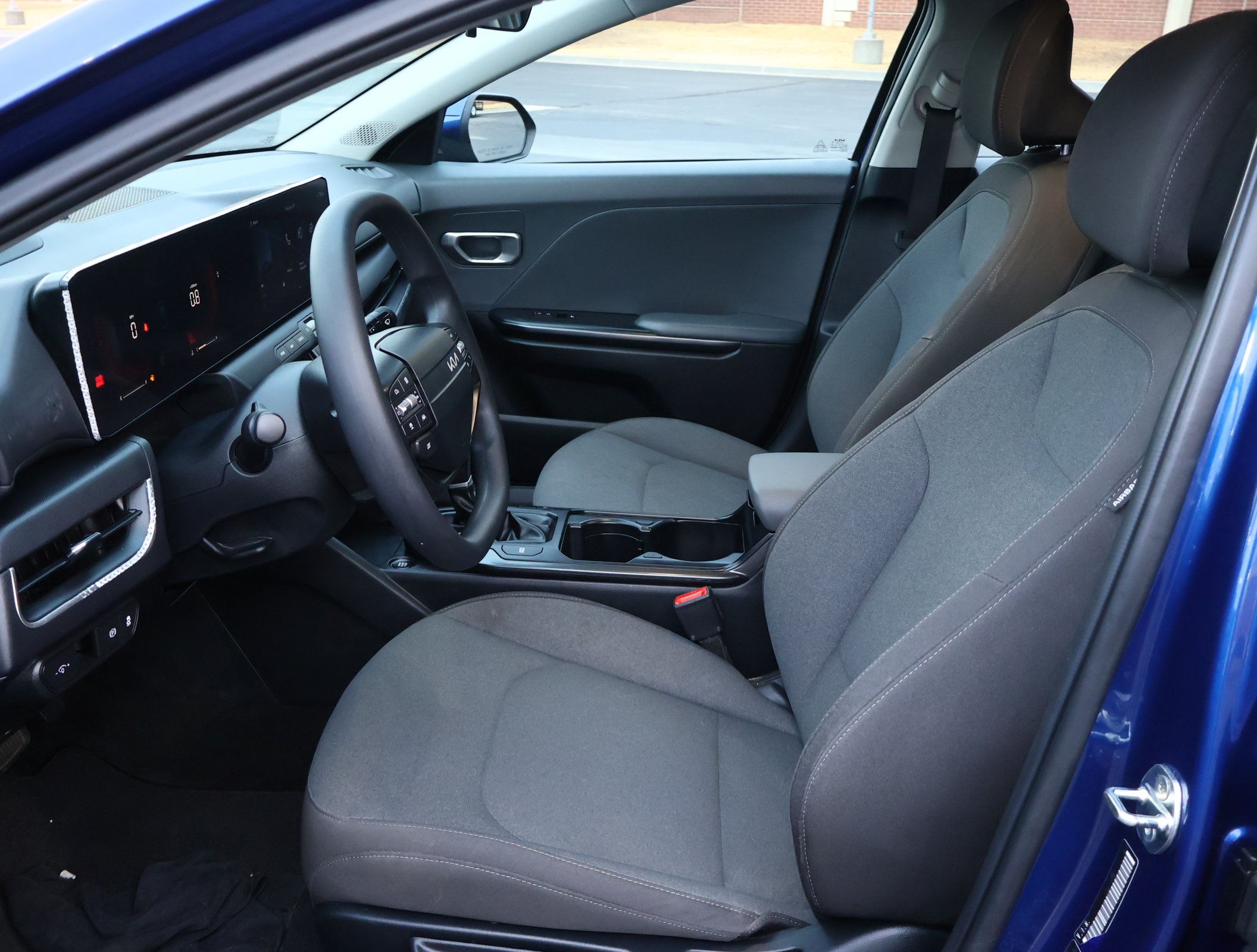 Used 2025 Kia K4 FWD image 8
