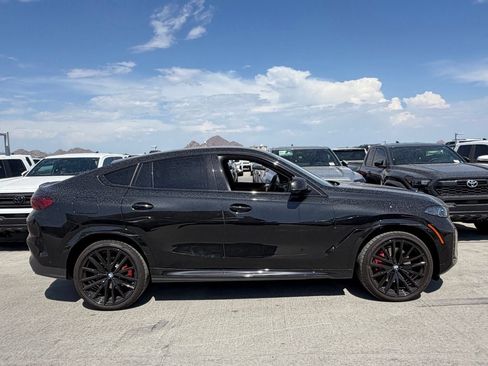 Used 2026 BMW X6 xDrive40i AWD/4WD image 3