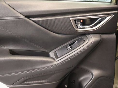 Used 2023 Subaru Forester Touring image 31