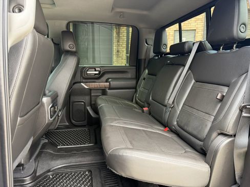 Used 2021 GMC Sierra 3500 Denali w/ Denali Ultimate Package image 23