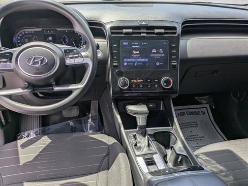 Used 2022 Hyundai Santa Cruz SEL image 15