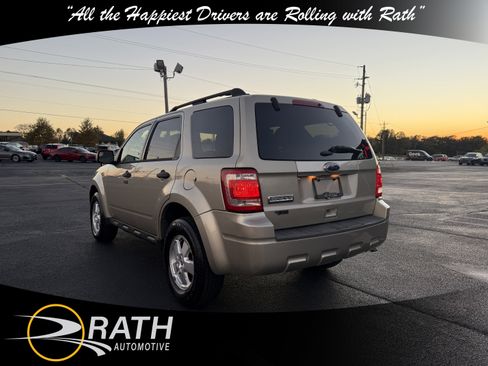 Used 2011 Ford Escape XLT w/ 202A Rapid Spec Order Code image 6