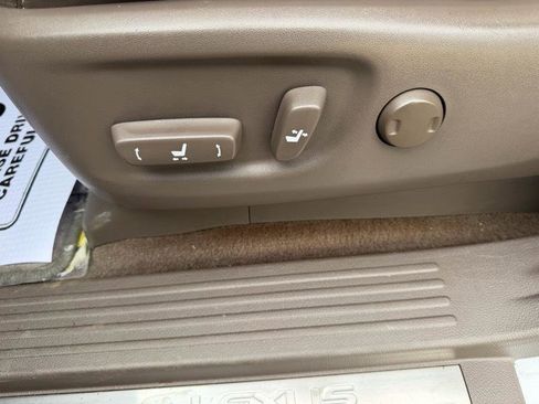 Used 2016 Lexus GX 460 w/ Premium Package AWD/4WD image 24